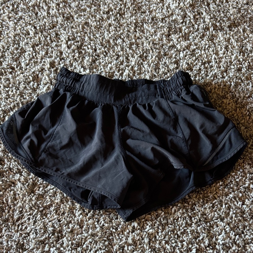 Hotty Hot 2.5” LR Black Shorts